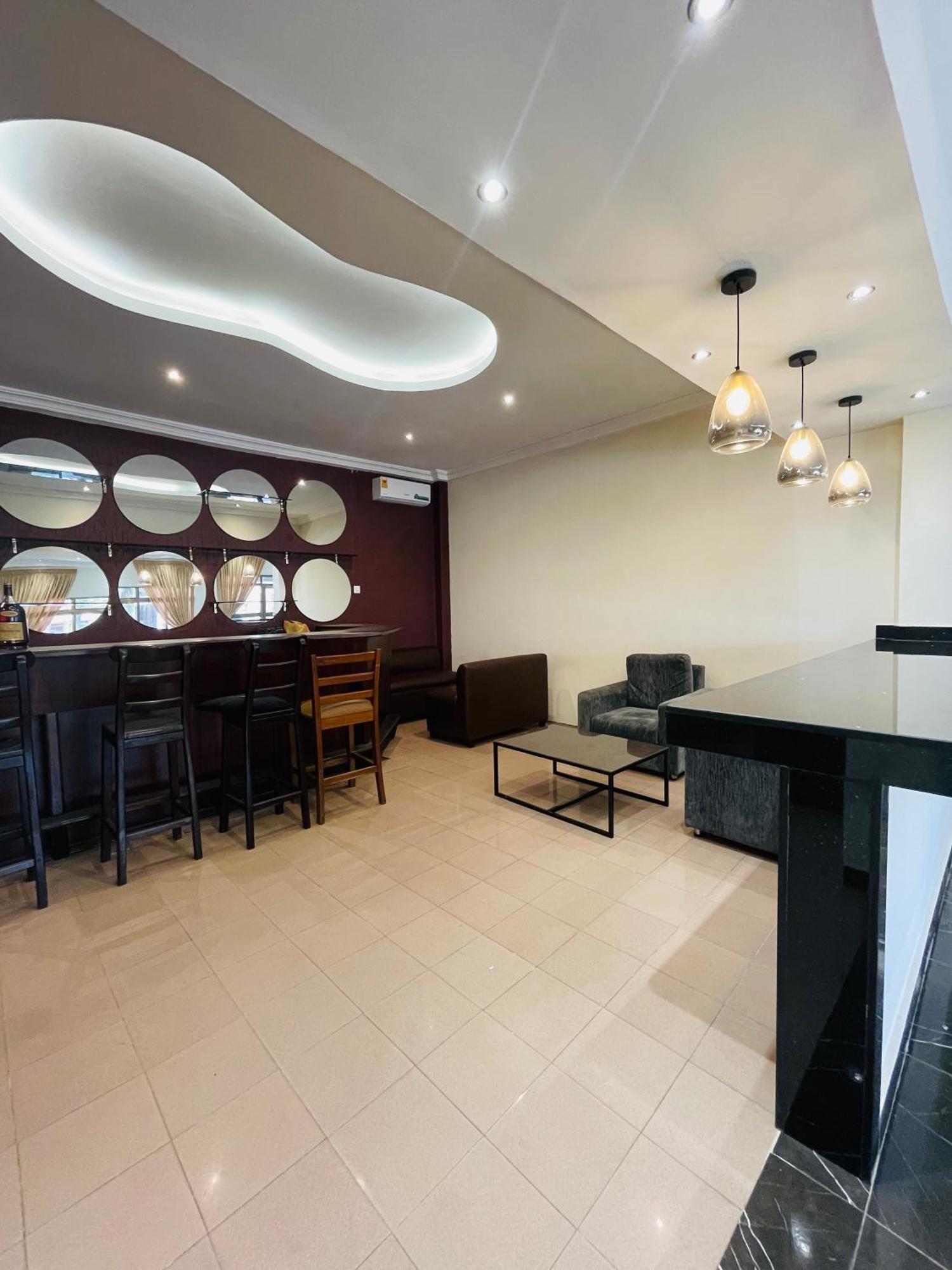 Niagara Hotel Accra Bagian luar foto