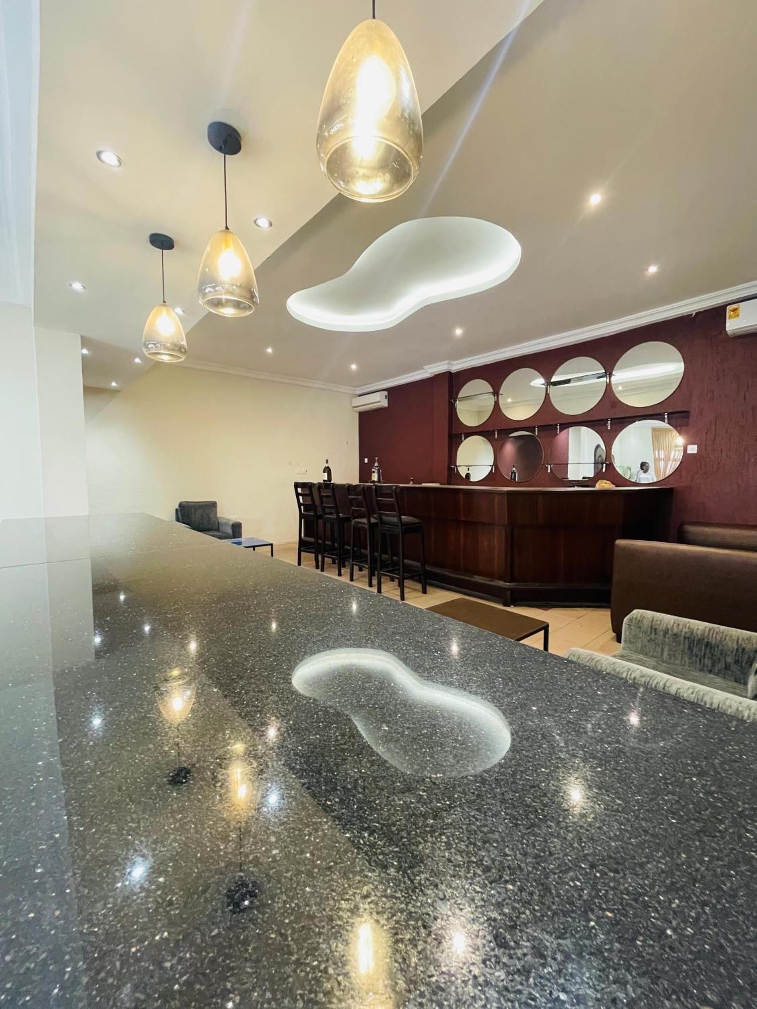 Niagara Hotel Accra Bagian luar foto
