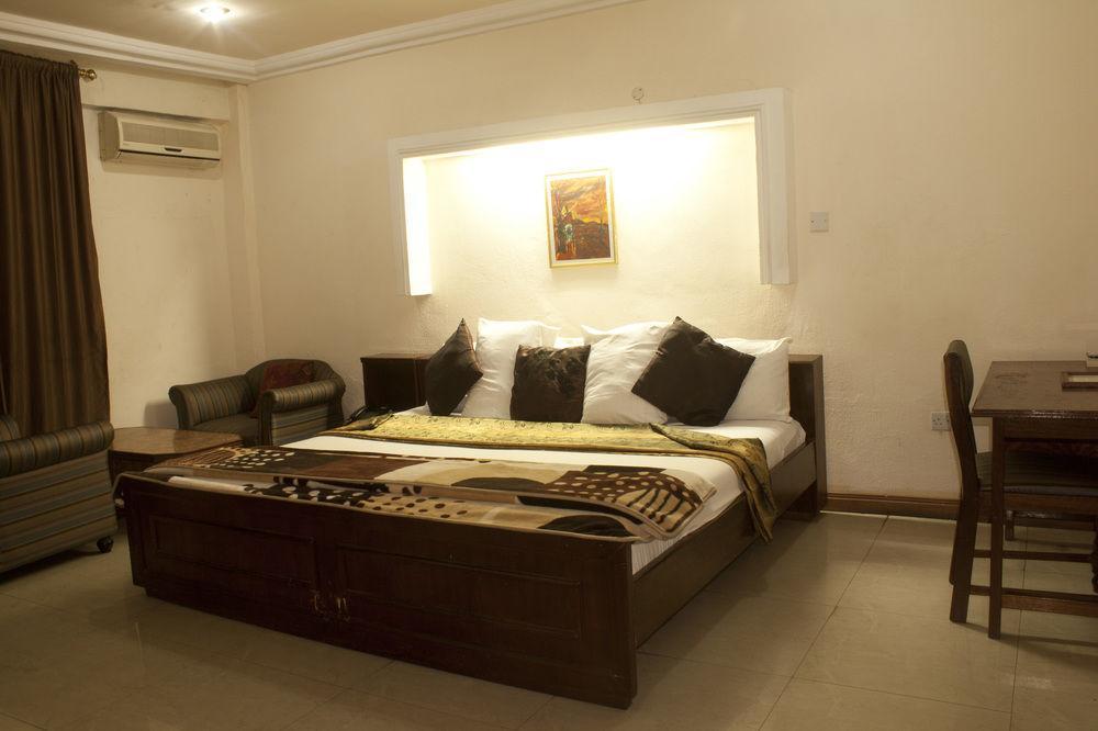 Niagara Hotel Accra Bagian luar foto