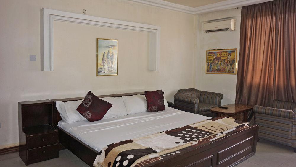Niagara Hotel Accra Bagian luar foto
