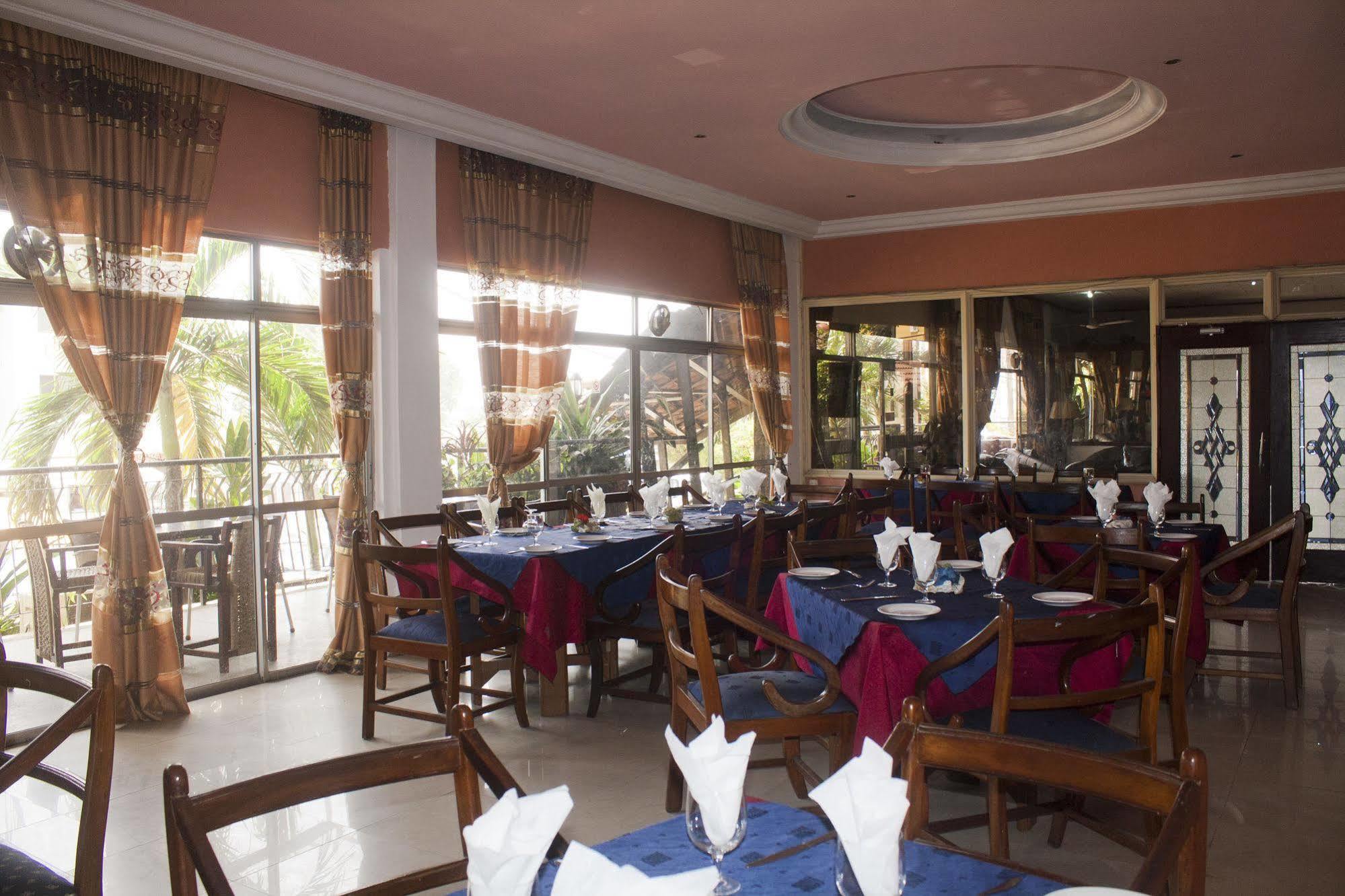 Niagara Hotel Accra Bagian luar foto
