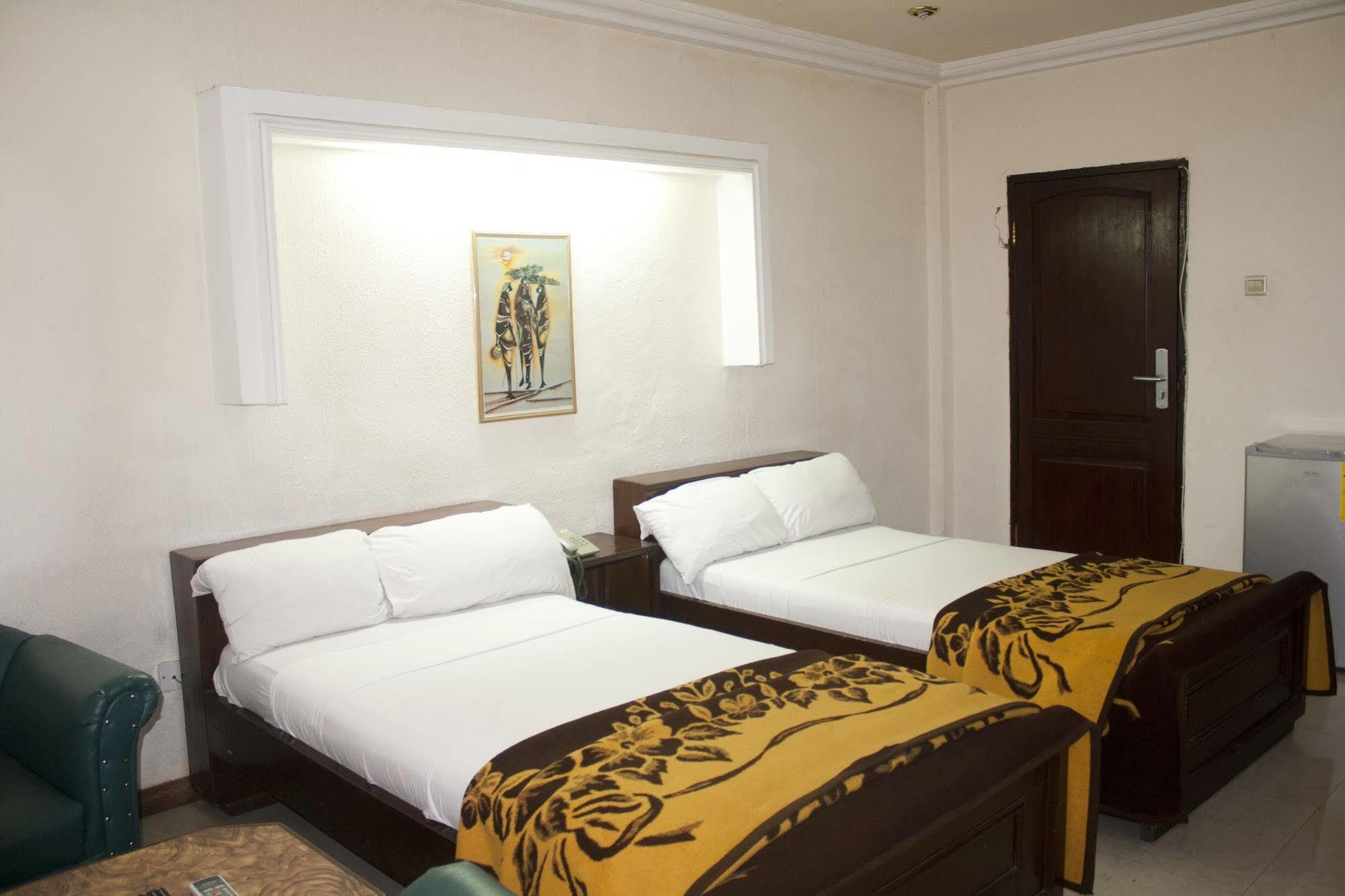 Niagara Hotel Accra Bagian luar foto