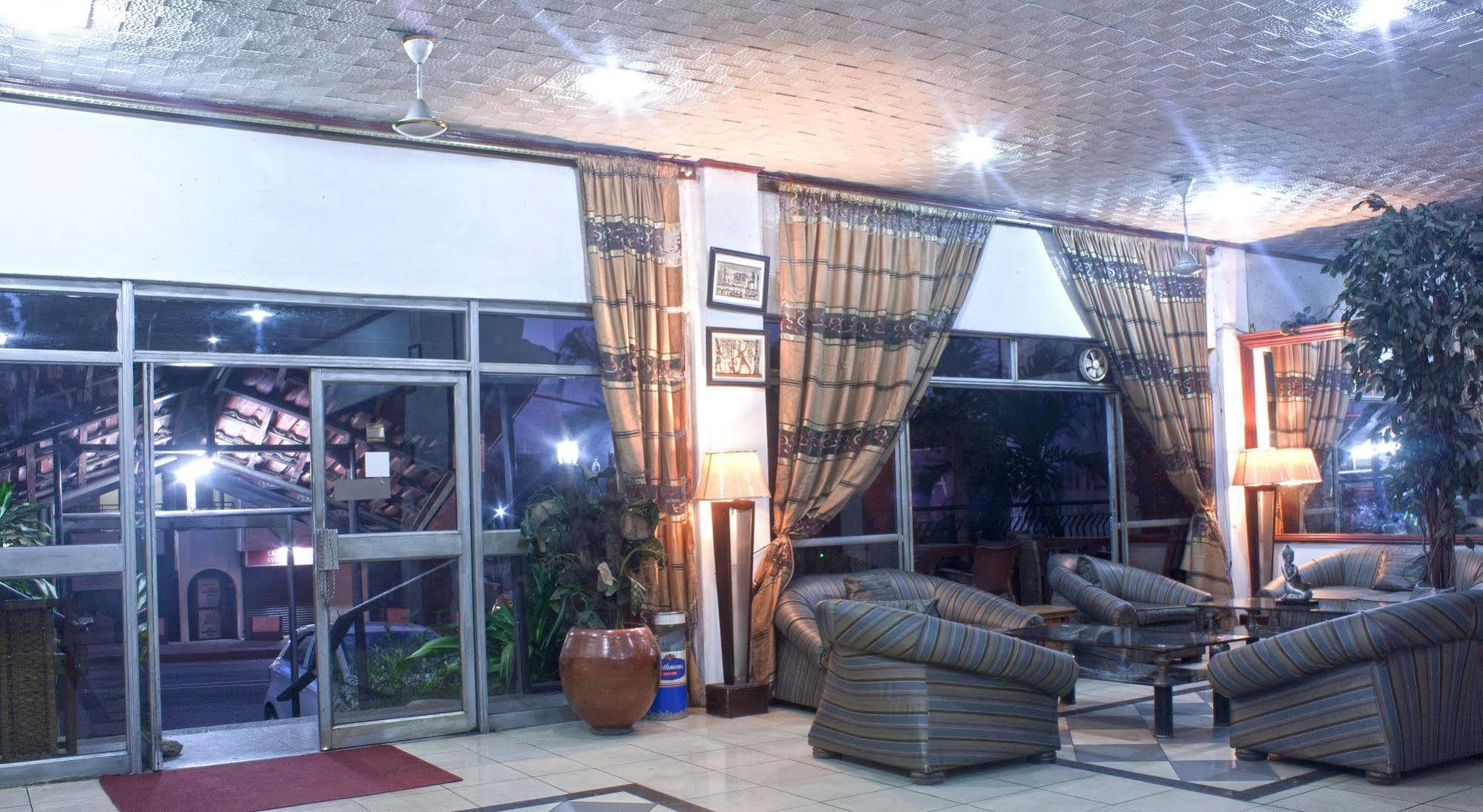 Niagara Hotel Accra Bagian luar foto