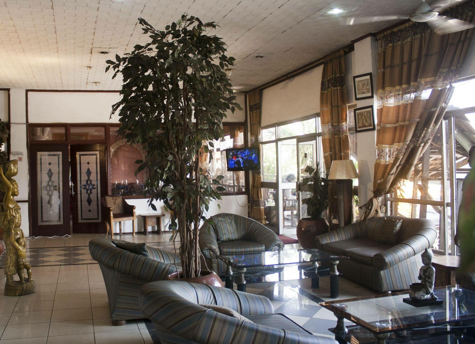 Niagara Hotel Accra Bagian luar foto